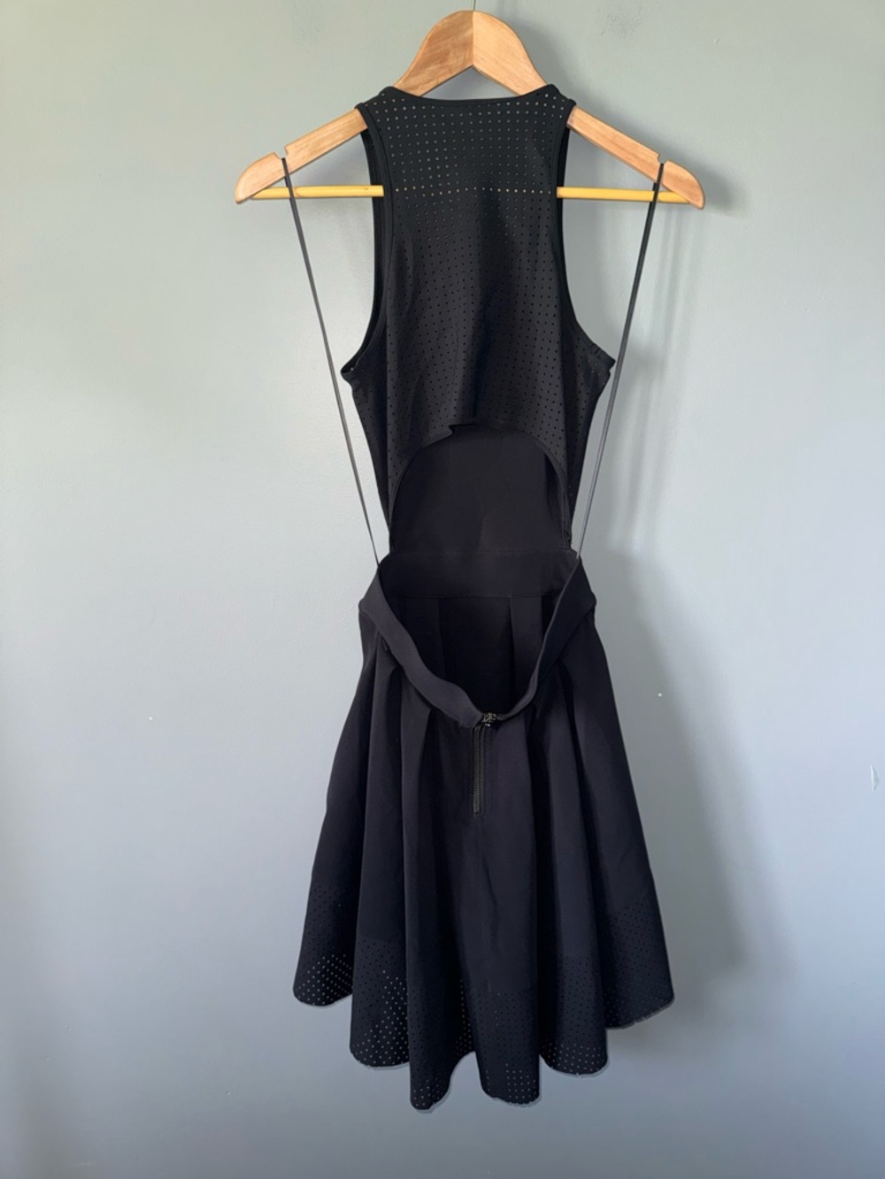 Lululemon Away Dress - Picture 6 of 12